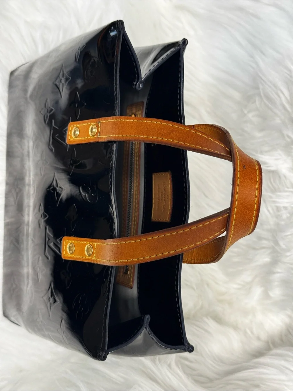 Louis Vuitton LV Hand Bag Black Vernis + Paper Shopping Tote